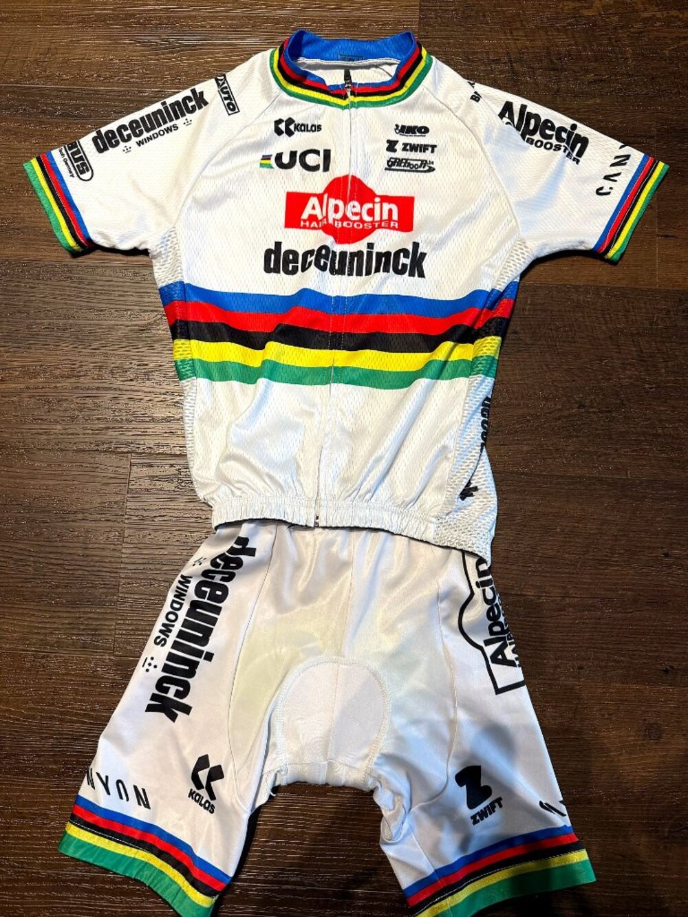 Kids L 8-10 Mathieu van der Poel Alpecin Deceuninck UCI World Champ Cycling Kit